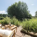 Caldhu Holiday home