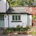Caldhu * Holmrook